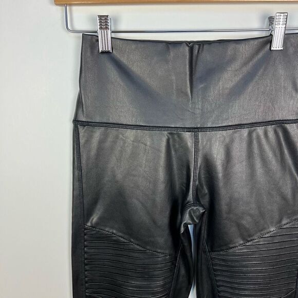 7 For All Mankind Vegan Faux Leather Moto Leggings Pants Bikercore Black size S - Picture 5 of 12